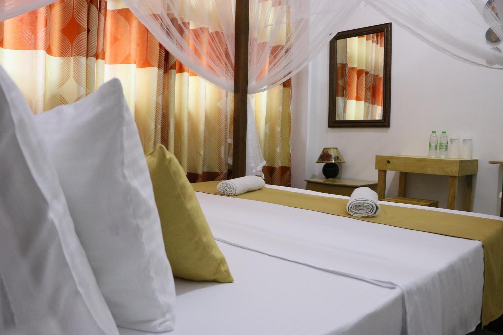 Sheru Guest Matara Exterior foto
